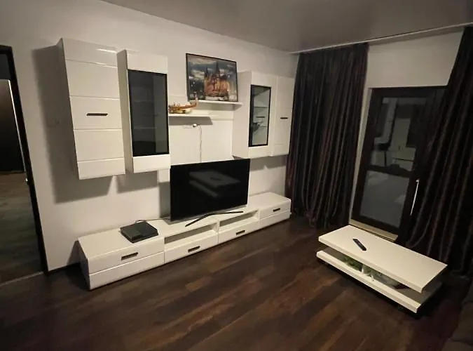 شقة 2 بوخارست